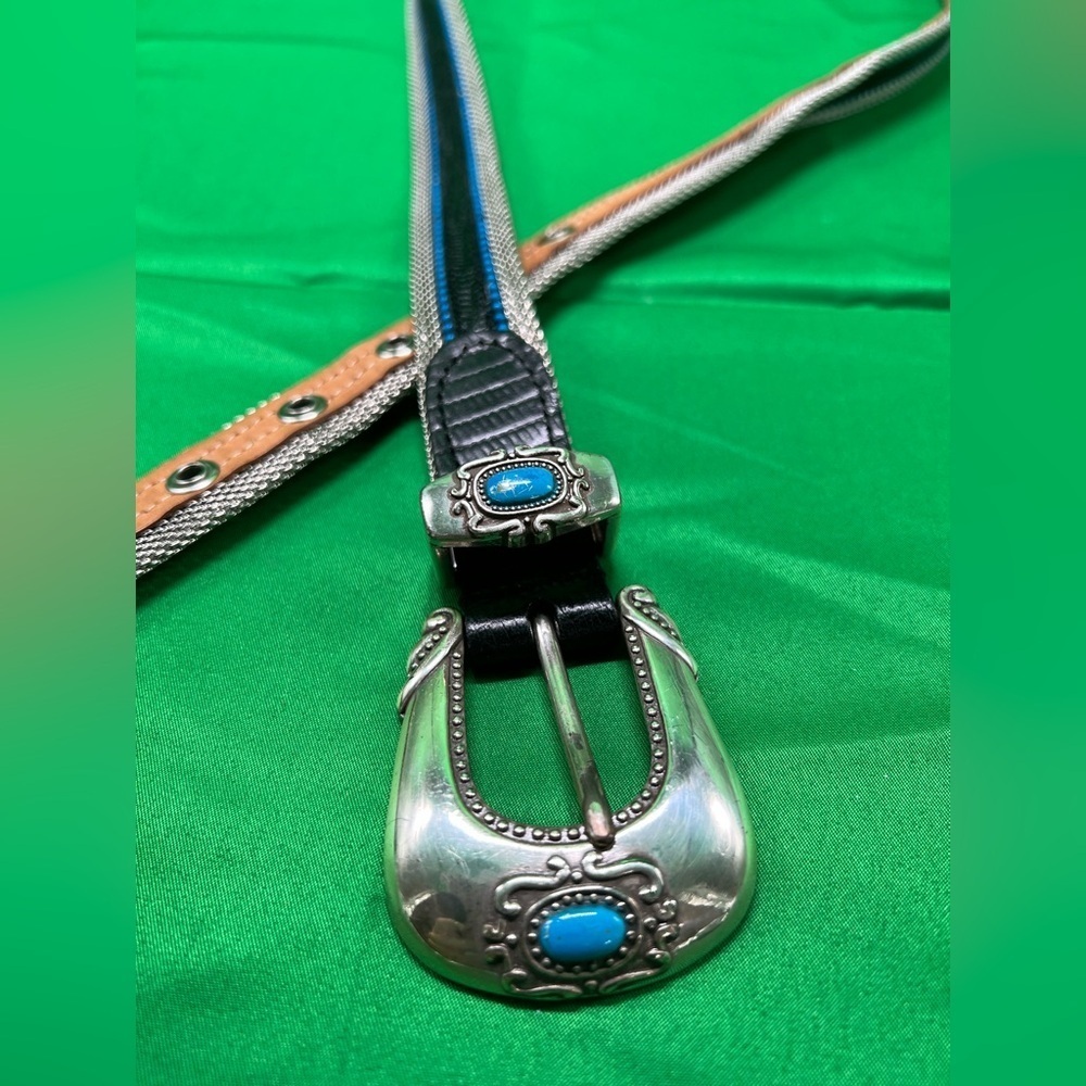 Gorgeous, metallic silver and black with blue belt turquoise like Belt buckle. - Picture 4 of 6
